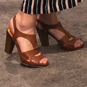 Kenneth Cole Reaction Brown Leather Heels